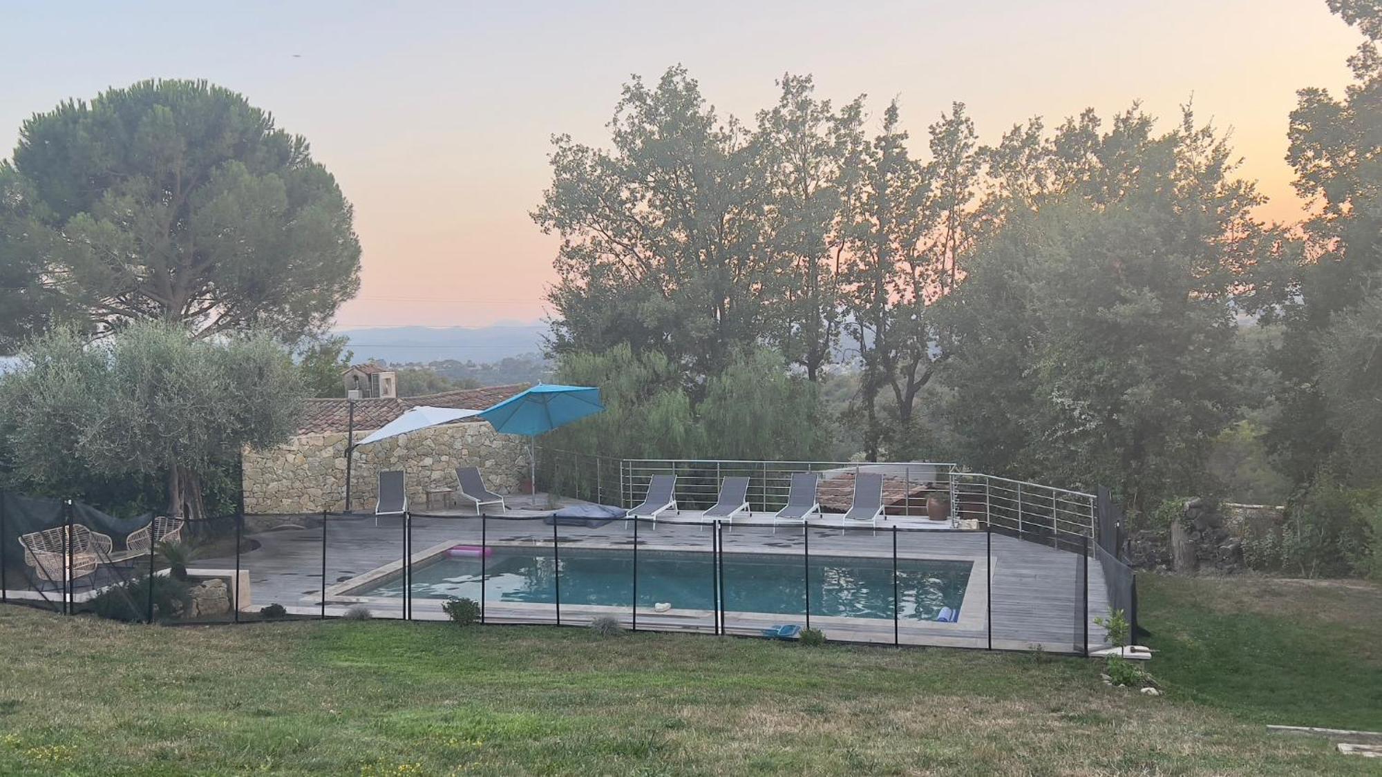 Magnifique Villa Moderne Avec Piscine Ла Год Екстериор снимка